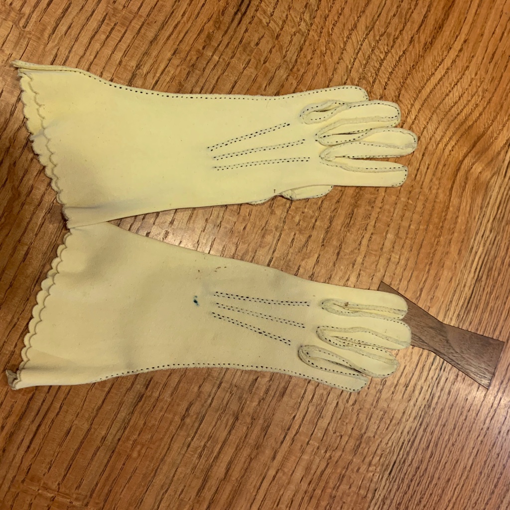 Authentic Vintage Gloves